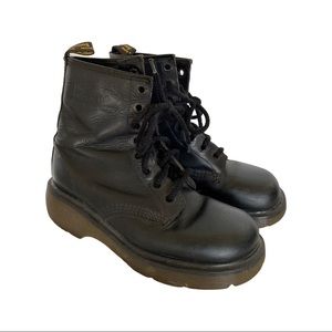 Vintage MADE IN ENGLAND Dr. Martens 8 Eye Leather Combat Boots Docs